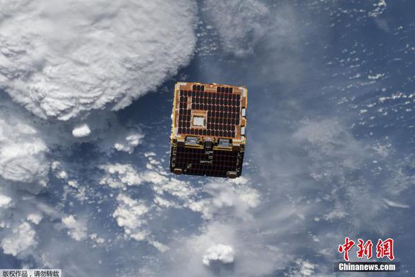 氟化工:板:块盘初拉升，深圳新星、孚日股份涨停