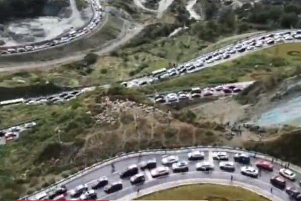 王宁,接掌居然智家担任董事长兼CEO！已加入公司26年从门店副总经理做起，去年薪酬172万，实控人缺位隐忧仍在