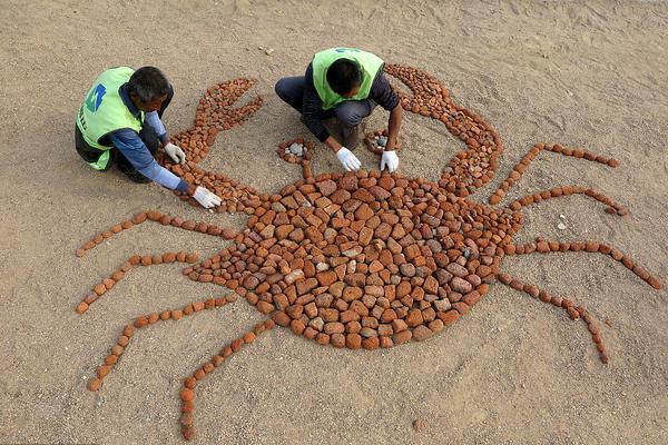 重塑城市能源生态，苏美达辉伦天盾!座光!伏车棚方案重磅发布