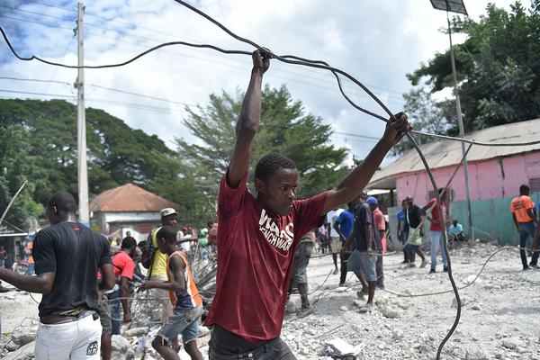 大摩：—京东健康上季业绩远胜预期