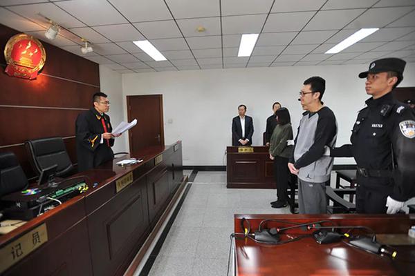 郑州银行：2025年上半年业绩亮眼 多维度助,力地方经济—