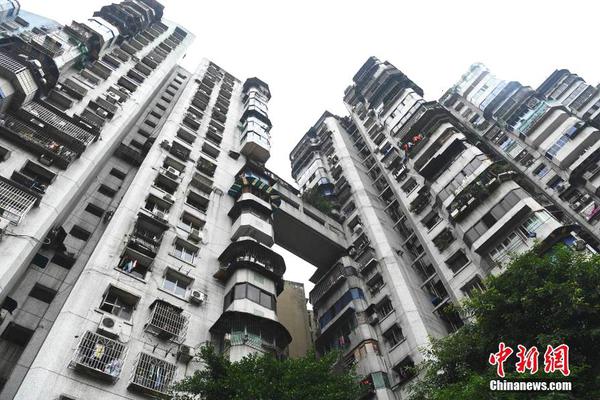 特<朗>普要求参议院共和党人将联邦医保资金“直接发放给民众”