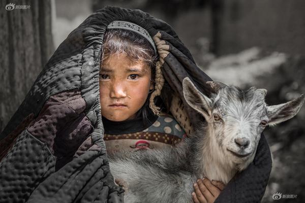 财政部<：>加大力度支持提升特殊教育学校办学能力水平