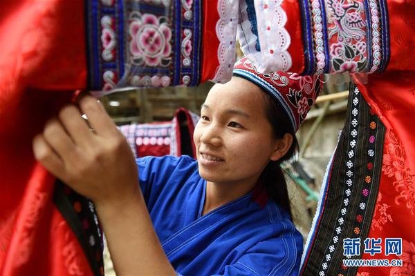 欧元E!URUSD站在通胀迷雾中心：德国PPI八连跌、能源暴杀7.5%，反弹还是崩塌前兆？