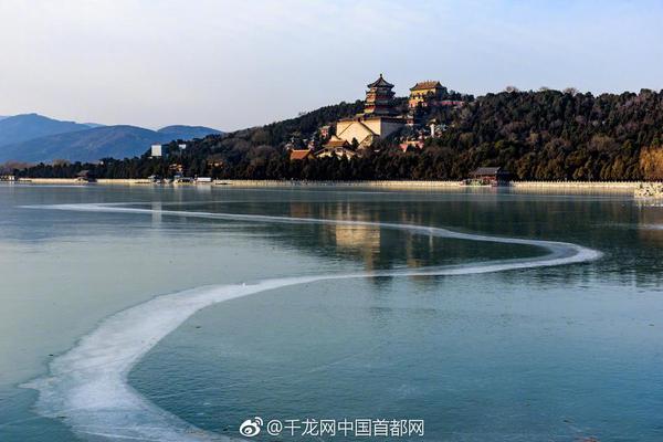 剑南;春“少东?家”乔愚掌舵三年，300亿目标渐行渐远？