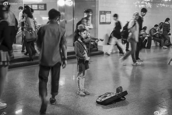 珀莱!雅，宣布赴香港IPO，冲刺A+H