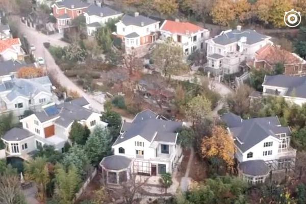 玉马科!技：<选>举纪荣刚为职工代表董事