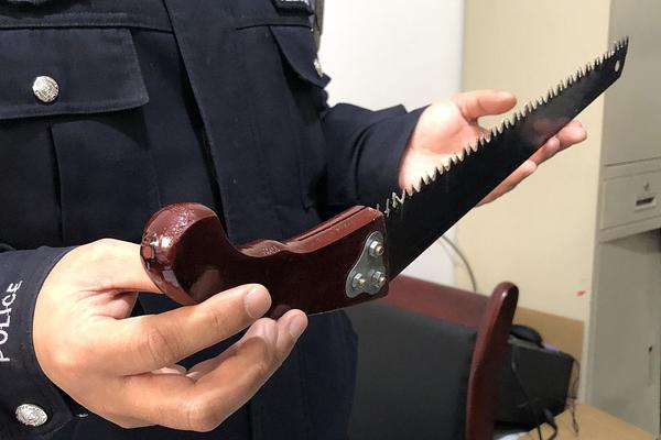 引力传媒举行,“第一性原理暨第二曲线”管培会议