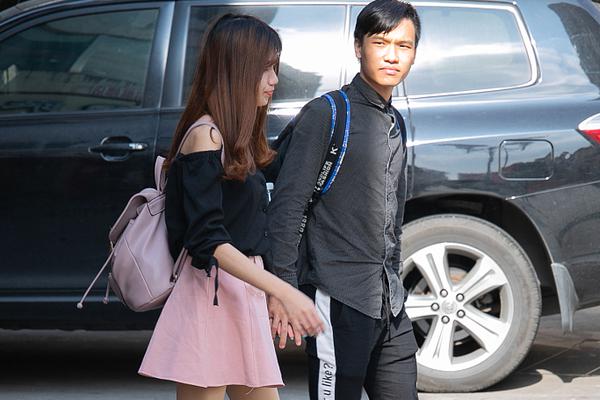 斯坦福—博士受挫云南小镇，聚光科技控股股东持股再被轮候冻结