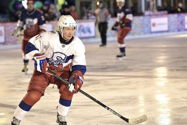 港股通创新<药>红盘震荡，MIRXES-B午后狂飙25%！百亿私募逢跌加码创新药，100%创新药研发标的520880强力吸金