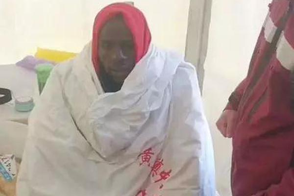 华;为推出 Mate 80/Pro/ Pro / Pro Max 手机微泵液冷壳：全包设计，售价 299 元