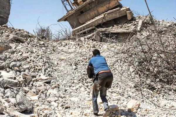 平!安—双盈添益债券基金经理陈浩宇离任