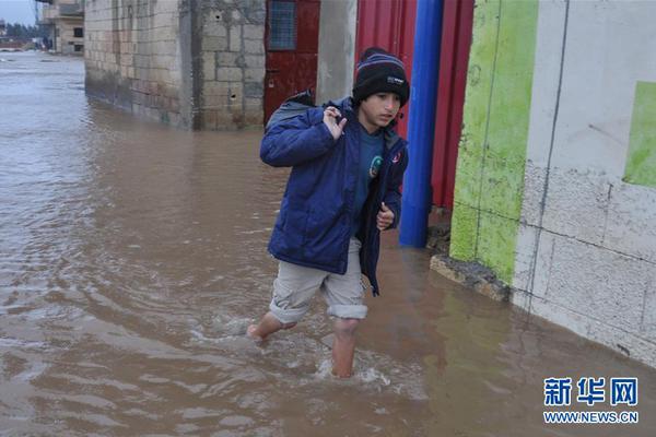 空港.股份：无对外逾期担保