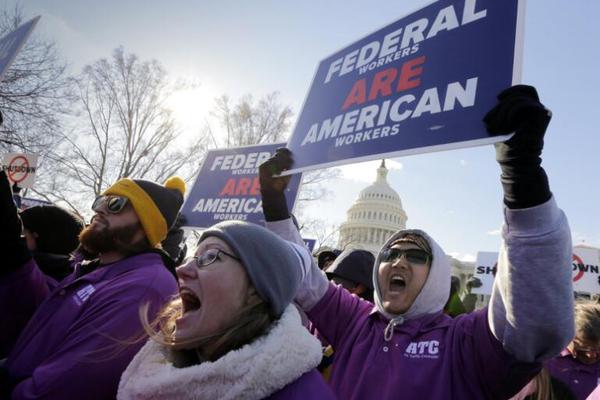 乐道沈斐：:坚定走纯电+换电路线，兜底购置税补贴退坡差价