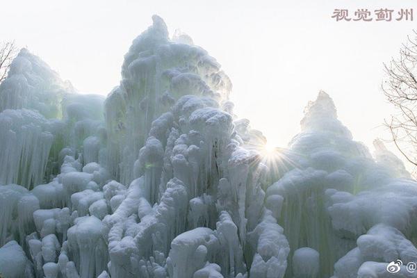 Rivia‘n’早盘下跌4.4%，该公司宣布召回超过24000辆汽车