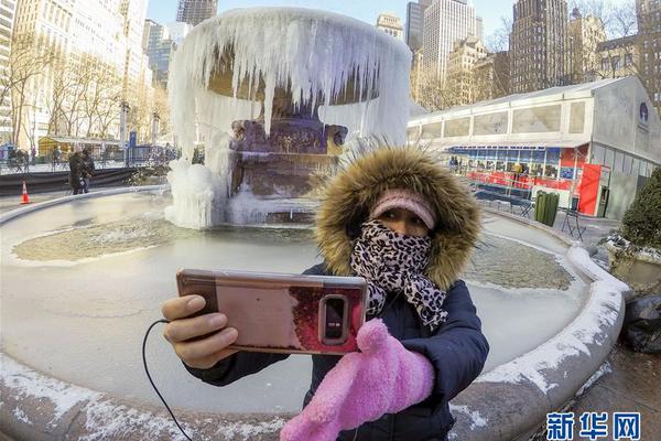 资<金>回;流！创业板50ETF（159949）近10个交易日吸金2.6亿 机构：布局年末行情双主线