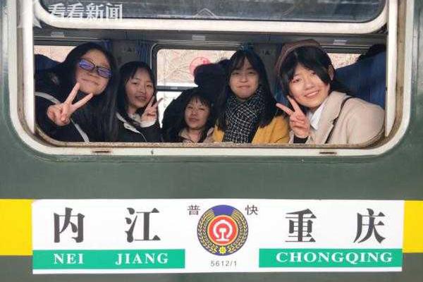 福‘鞍’股份.：11月17日高管于广余、韩跃海减持股份合计3.8万股