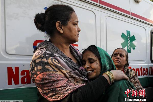 粤.港湾控股拟折让约3.51%发行3418.18万股 净筹约1.876亿港元