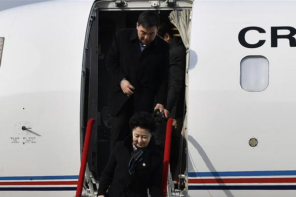 新疆:交建：积极推进同业竞争解决工作