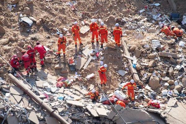 【国盛金融马婷婷团队】渝农商行2025中报：信贷同比多增，息差保持平稳