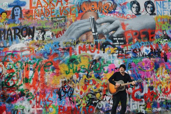 德科立现14<笔>大宗交易 —均为折价成交