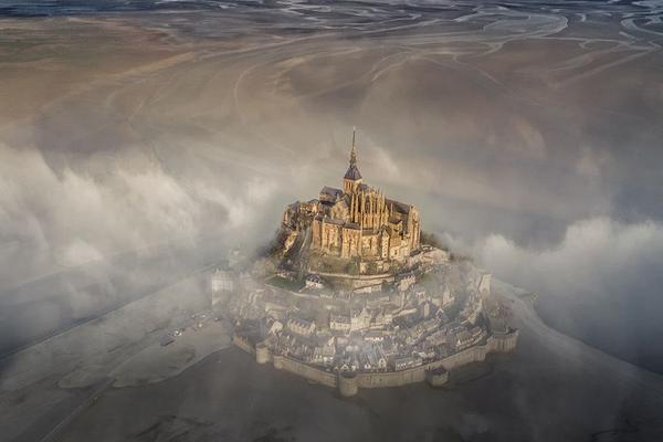 黑石咖啡吧<将>在美‘国’首次公开募股中筹集2.94亿美元