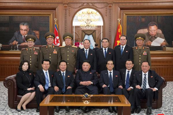 知名品牌;C,EO，被举报职场霸凌