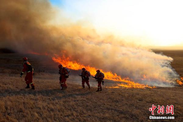 坚持一切:唯实  ; 答好“创新之问”