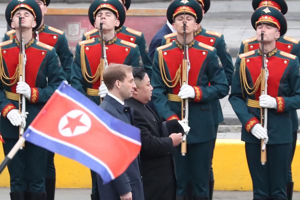 新媒股份：微?短剧<《>欢喜一家人》系列已上线