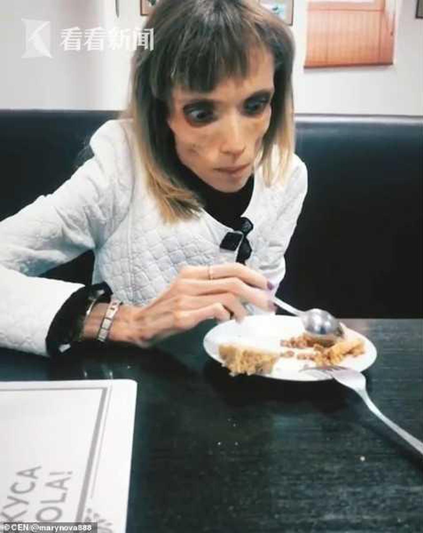 华为!余承东：搭载鸿蒙5及鸿蒙6的终端设备累计已超2700万台