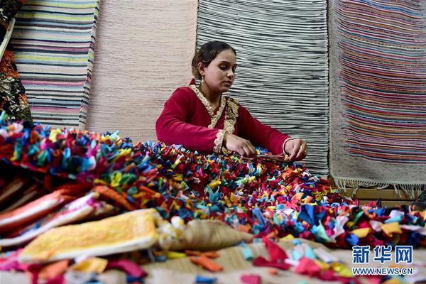 中国平;安(60131!8)6月30日股东户数71.68万户，较上期减少9.78%