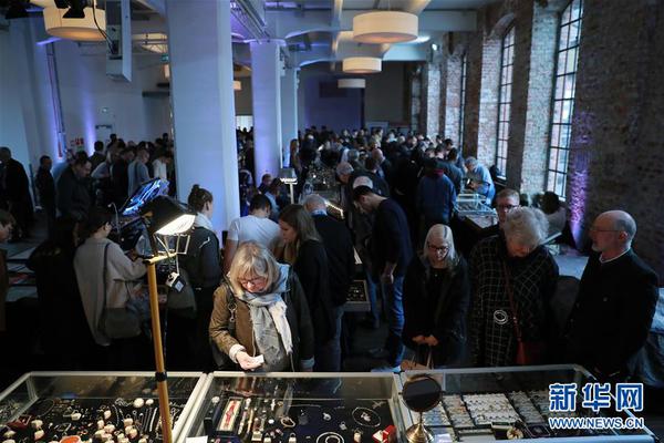 锦富技!术信披评级两年下降两级，从B良好降低至D不合格