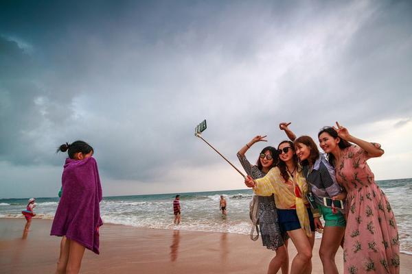 花旗!：美元‘稳’定币“反映而非巩固”美元地位，非美稳定币是“去美元化”重要指标