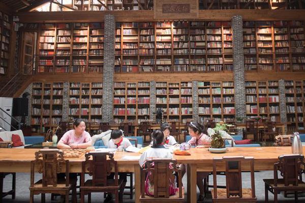 特朗普的孩子们靠父亲的总统身份赚了多少钱,