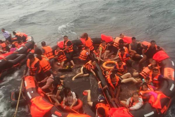 跌?幅榜丨同类跌幅最小！金融科技ETF汇添富（159103）跌2.1%