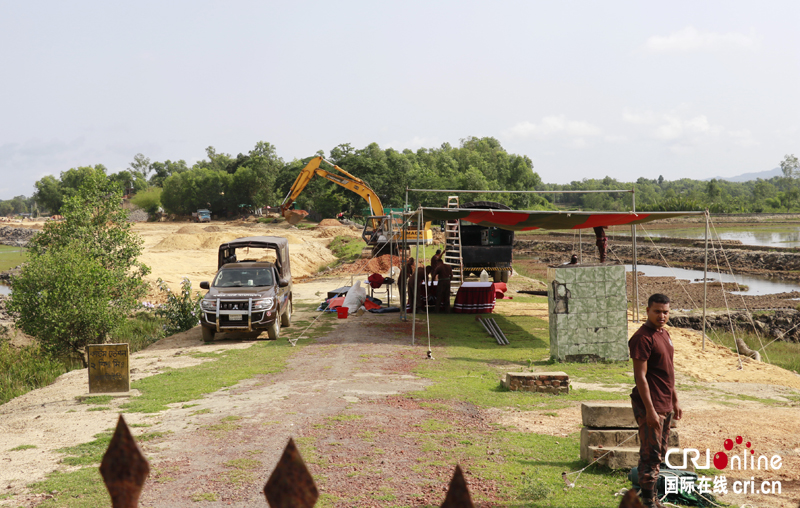 保险业.偿付能力总;体稳健 5家险企亮“红灯”