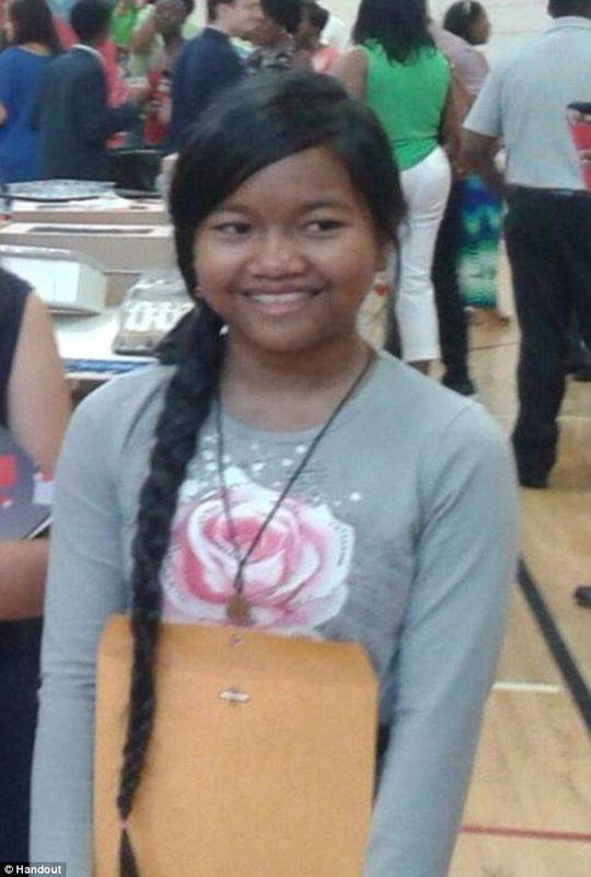 乐华:娱乐;盘中涨近30% 中期股东应占溢利同比增加88.66%