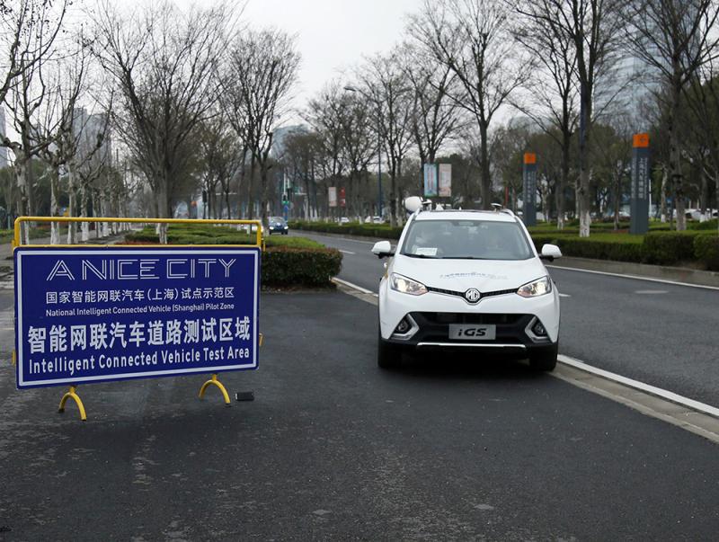 佳:鑫国际资源9月2日因全面行使超额配股权而配发1647.12万股