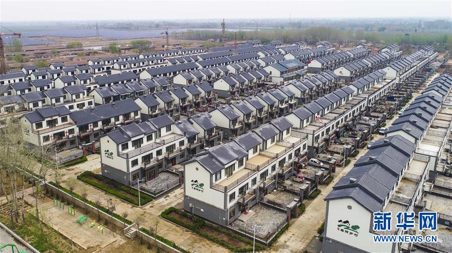 中芯国际成<交>额达100亿元，现涨超11%