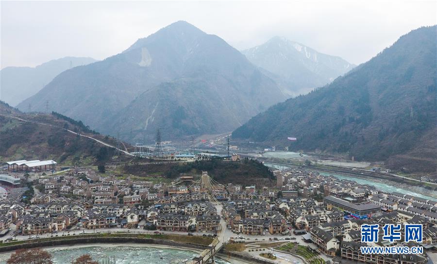 中.铁四局党委书记、董事长刘勃与波黑联邦副总统雷菲克·伦多举行会谈