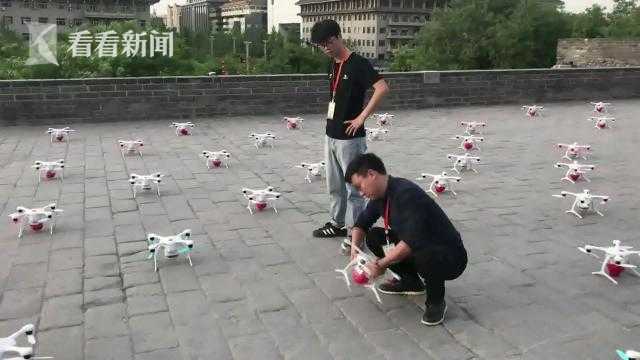 铜缆高速连接概念涨2,.83%，主力资金净流入20股