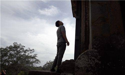 宁德时代旗下?锂矿停.产！锂矿、锂电池“大爆发”，天齐锂业涨停，智能电动车ETF（516380）盘中拉升2%