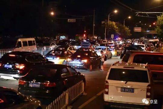 多平台抢‘跑’“:双11”