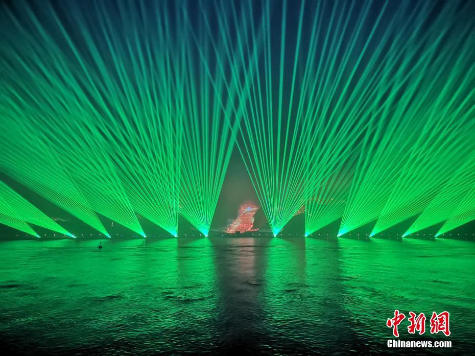 尽;管原油价格走弱，壳牌公司利润仍超出预期