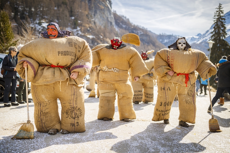 1<0>年前旧账新‘算’ 云鼎科技及相关人被警示 并表内公司收入确认不准