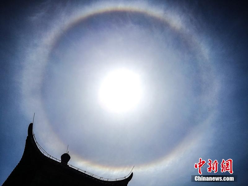 Fl<e>et!太空公司借助人工智能与卫星发现大型锂矿