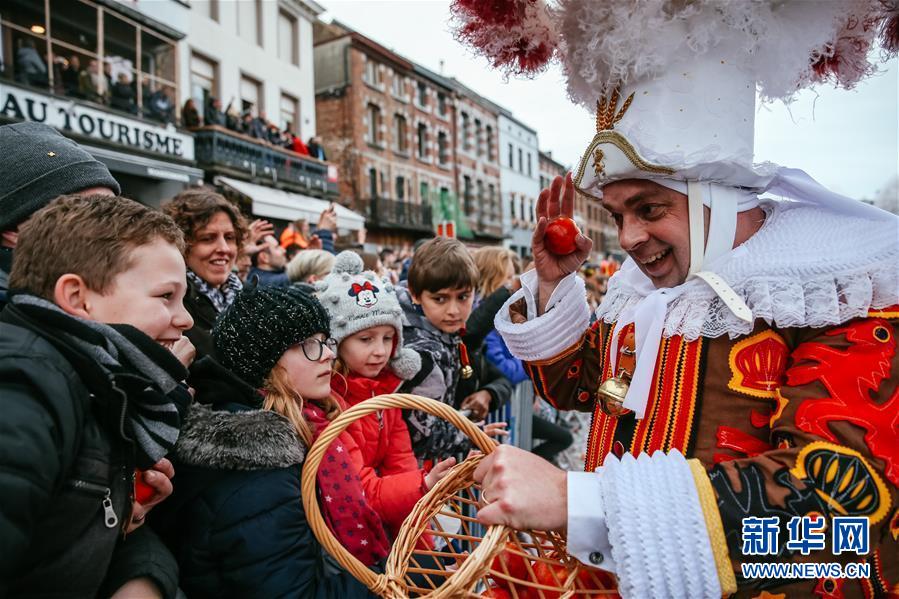 【光大地;产&海,外】中国海外发展（0688.HK）：销售策略积极去化，商业运营稳步发展