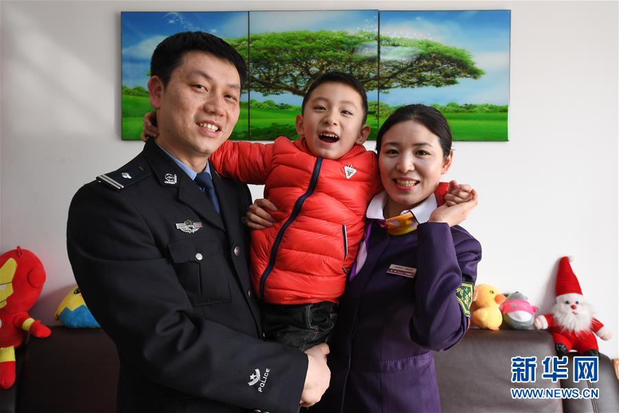 银行行业资<金>流入榜：农业银行等10股净流入资金超5000万元