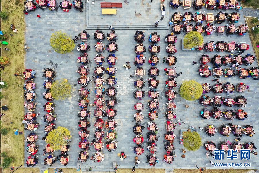 探.索To B商用：即梦AI联合火山引擎开放API