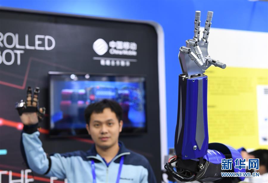 破5.6万<辆>大关！福田欧曼销量狂飙背后：四大引擎驱动61%高增长！